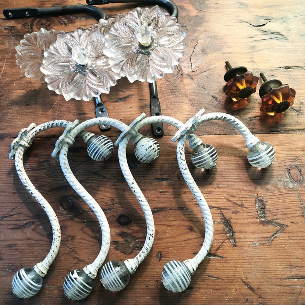 Anthropologie 4 White Glass Knob Coat Hooks NWOT